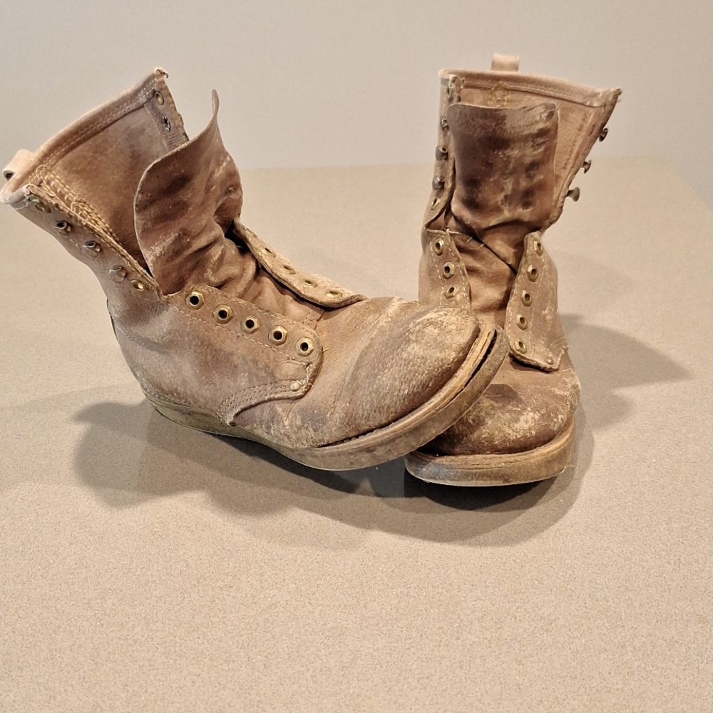 Vintage Light Tan/ Brown Leather Boots Men's Size 10